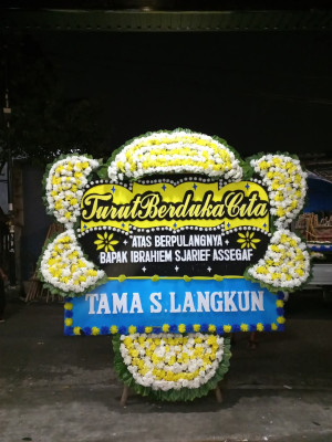 Papan Bunga Duka di Gunung Sahari Selatan